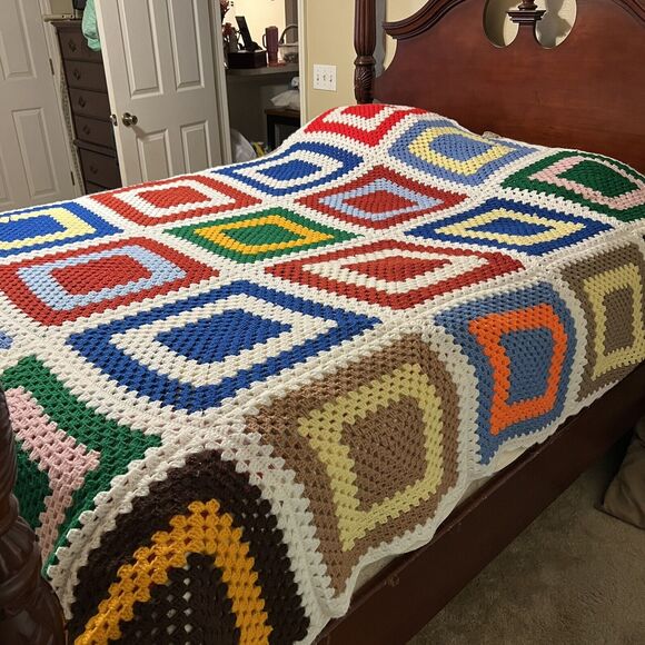 Vtg Large Granny Square Crochet Afghan White Trim Full Queen 86" x 88" Handmade - Picture 4 of 5